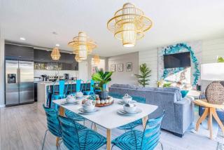 Disney Retreat w Private Splash Pool Game Room - 7