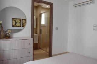 Modern Apartment with Pool 5 Min Walk to Beach - 3