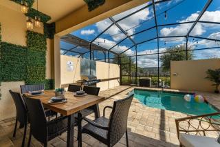 Sleeps 17 Pool Game Room Only 400' to Resort - 1