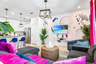 Disney Retreat w Pool & Game Room, 450' to Resort - 8