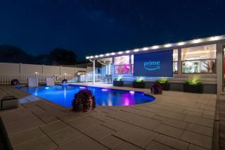 The Don Fully Loaded Waterfront Wellness - 5