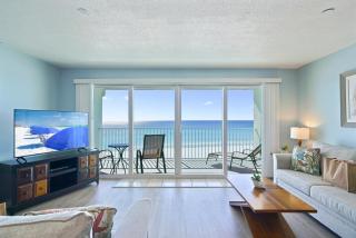Cabana Club 403 Spacious and Charming Beachfront Condo Secluded Beach - 4