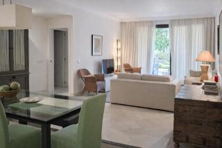 Beachfront Apartment in San Pedro - Pass the Keys - 7