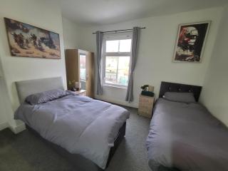 Aire St Home Large Group Stay Fast A66 A19 Access - 3