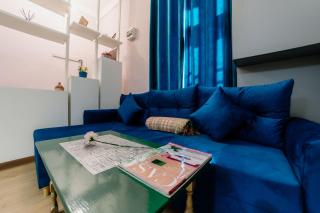 Ela's Chic Apartment - 7