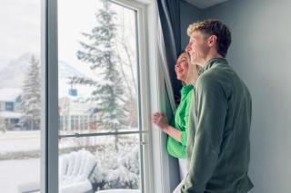 Cozy Rocky Mountain Chalet - Pet Friendly - 0