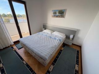 Family apartment on the Sandy beach! - 6