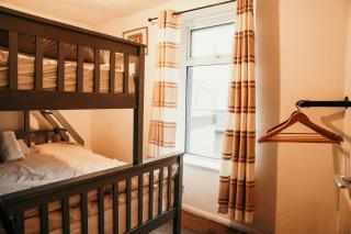 Quirky bohemian Lake District miners cottage- 6 bd - 4
