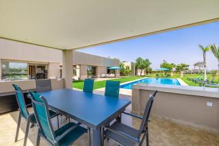 Sublime villa avec Personnel & Piscine - 4