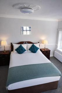 Aran View Holiday Homes Doolin - The Atlantic Stone House - Ocean Views - 4