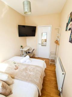 41 Home Near Kings Cross and Angel - 8