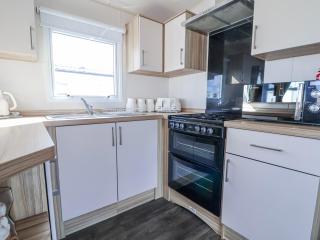 The Beachside Hideout - St Michaels Caravan Park - 2