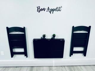 Spacious 5-Bedroom Family Home - 6