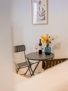 North Ipswich 1BR Pine Studio - 1