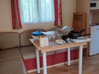 Mobil-home de charme avec terrasse - 4 pers. - API-1-52-2024 - 9