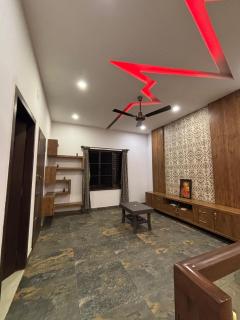 Sadachandra Home Stay - 8