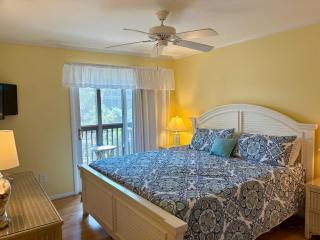 Ocean View 3BR • Screened Porches • Resort Amenities • Ocean Drive Tilghman BRC 120 - Myrtle Beach - 2