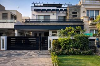 Spacious, Furnished Entire House 4-Bedrooms in DHA - 0