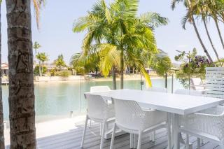 Ultimate Waterfront Bliss! 3BD Tropical Escape - 1