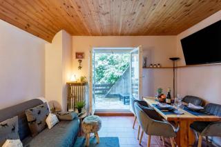 Chaberton Romantic Retreat Ski In Ski Out - Happy Rentals - 3