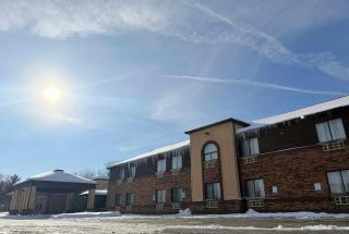 AmericInn by Wyndham Holland MI - 8