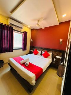 Hotel Nisha - 1