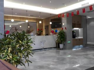 GreenTree Inn Express Datong High-Speed Railway Station Old City Wall - 7