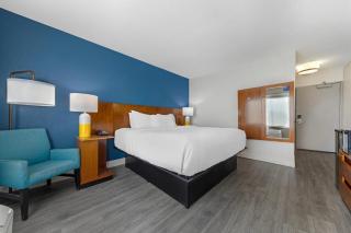 Comfort Inn & Suites Mt Laurel-Philadelphia - 4