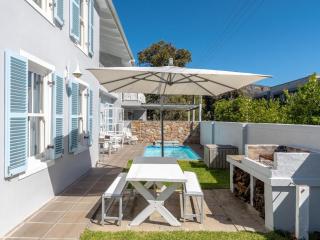 Beach House on 5th Hermanus - Hermanus - 3