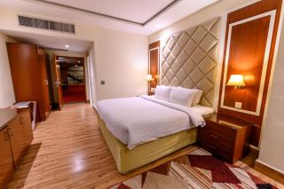 Hotel One Faisalabad - 2