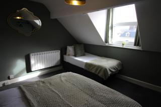 Cornerhouse Apartments 1 Sleeps 7 - 1