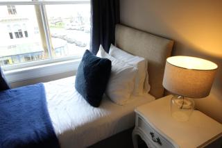 Cornerhouse Apartments 2 Sleeps 8 - 7