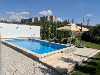 Fabulous Villa In Yerevan. - 6