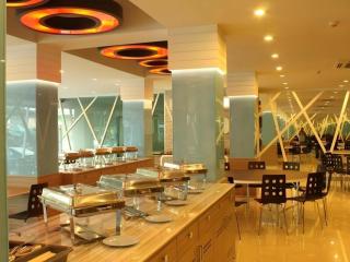 Chariot Pattaya Hotel - 8