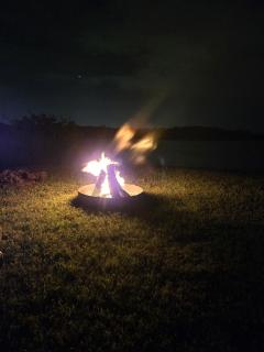 Charming Lakefront Cabin with Direct Lake Access near Lake Lewisville, Little Elm, Texas - 2