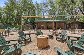 Cozy Cabin Escape with Scenic Trails, Fire Pit & Outdoor Space in Colorado Springs, Colorado - 5
