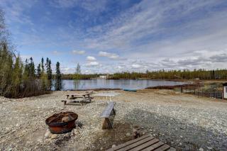 Family Adventure Cabin With Lake View, Barn Animals, canoe Rentals and Trails in Houston, Alaska - 5