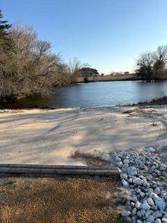 Romantic Nature Glamping Dome with Fire Pit & Fishing Access Near Denison, Texas - 5