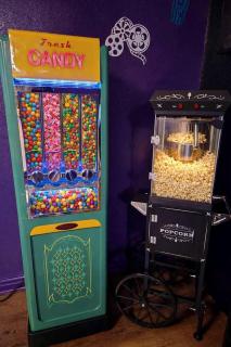 Ultimate Girls’ Getaway House with Hot Tub, Movie Room & Margarita Machine in Lone Star, Texas - 5