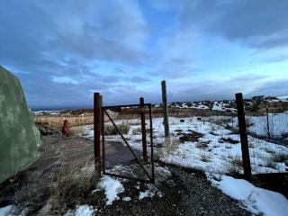Secluded Sustainable Earthship Retreat with Off-Grid Living Near Tres Piedras, New Mexico - 7