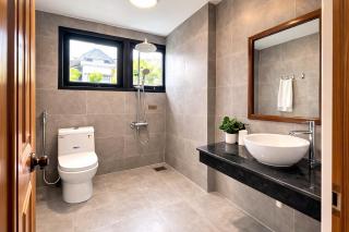 Ngôi nhà biển non nước - 1