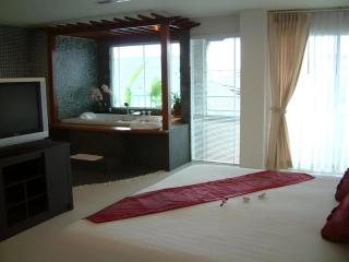 Hua Hin Avenue Hotel - 9