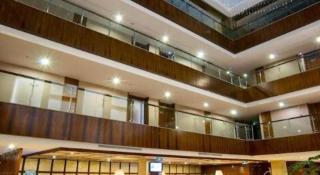 Titan Paradise Xiamen Hotel - 8