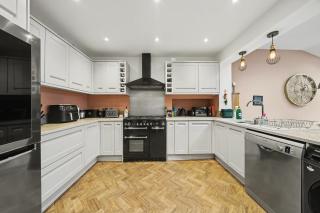 Finest Retreats - Twickers Townhouse - 2