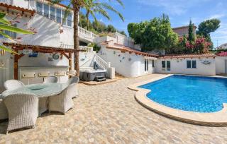 Lovely Home In Pinar De Campoverde - 0