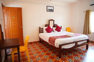 De Theja Residency - 1