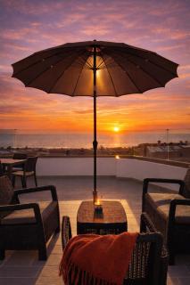 Boho Green Apartment, Close to Beach, Balcony, Rooftop, Free Parking - 8