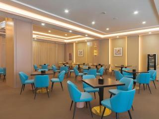 GreenTree Eastern Dali Railway Station Hotel - 2