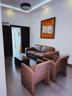 MAYORA - Confortable Villa avec Terrasse couverte a Lomé - 9