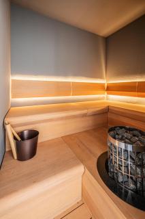 福岡の一棟貸ヴィラ 駅まで徒歩1分 プライベートプール ゴルフシュミレーション 屋内サウナ - 7